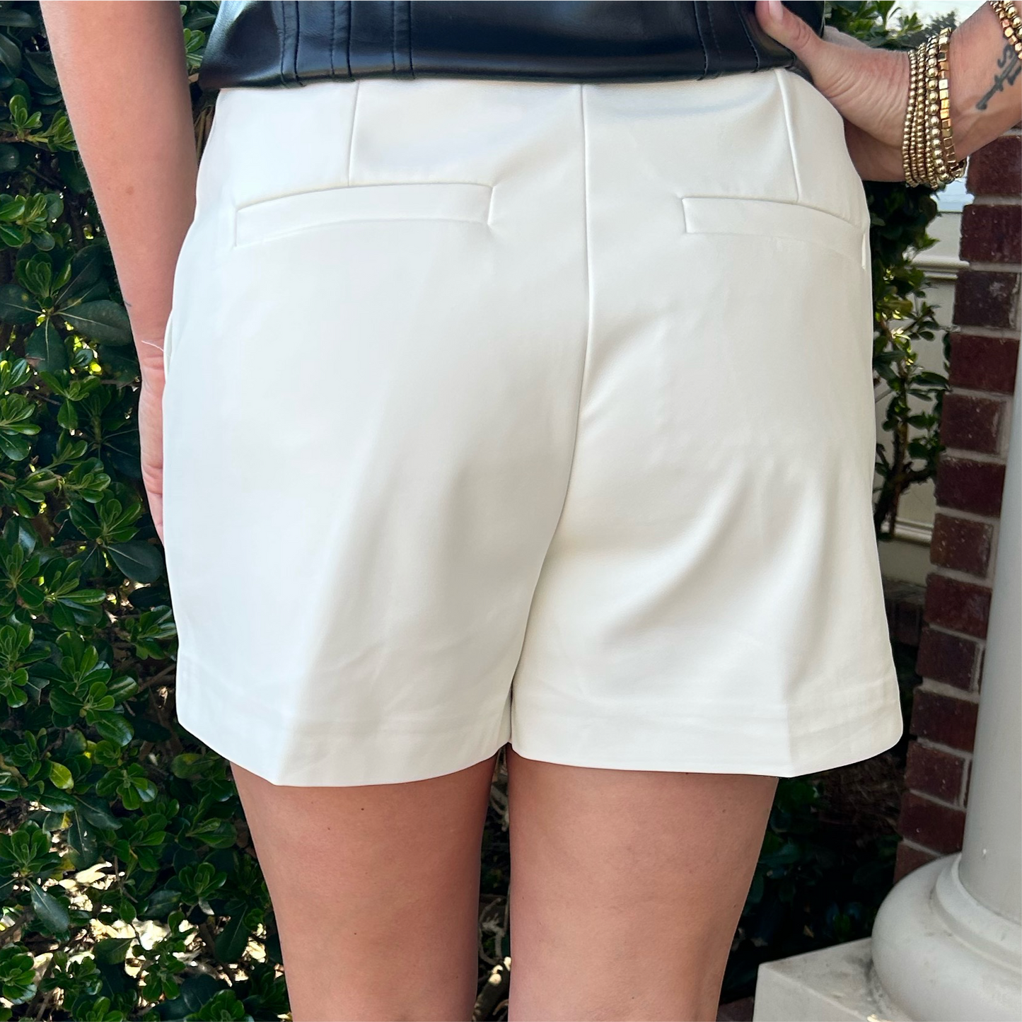 Amiri Leather Shorts | White