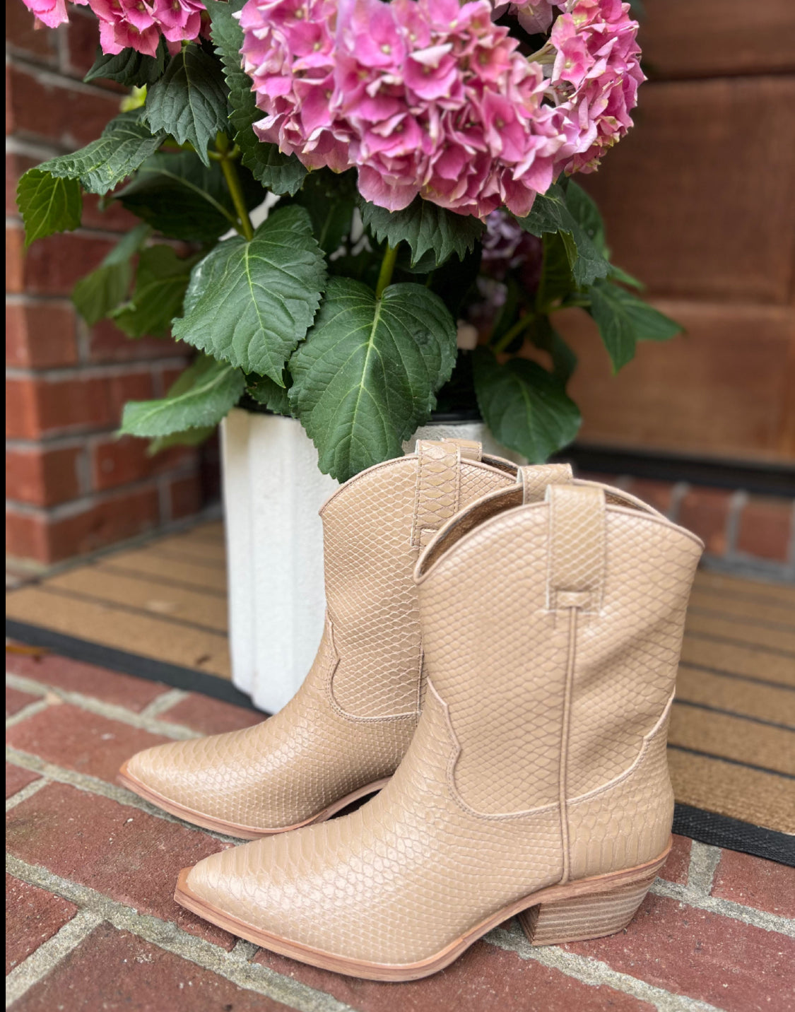 Zou Zou Boots | Taupe