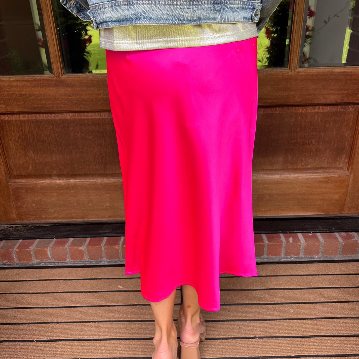 Izzy Satin Midi Skirt | Hot Pink