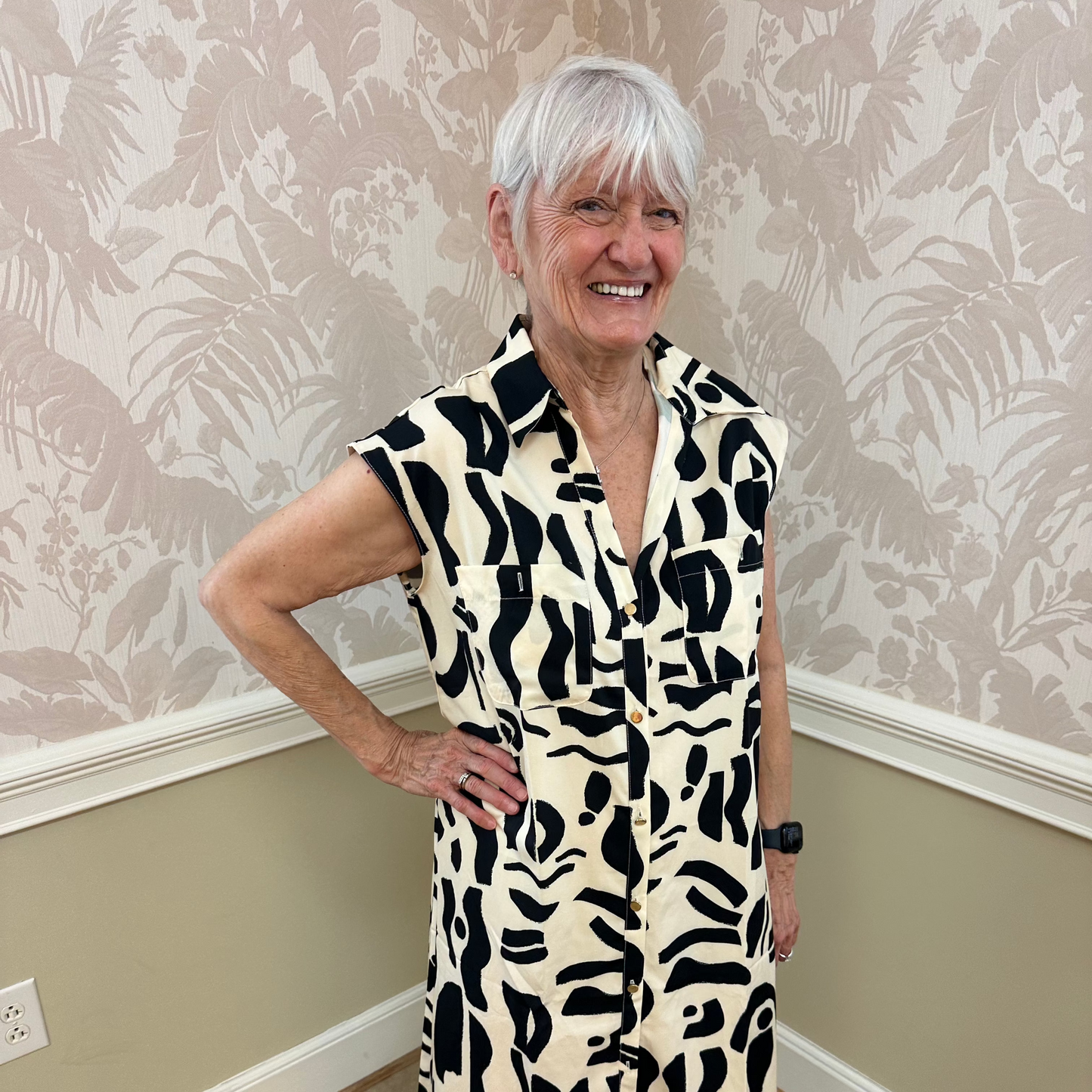 Lynne Cap Sleeve Printed Dress | Beige with Black