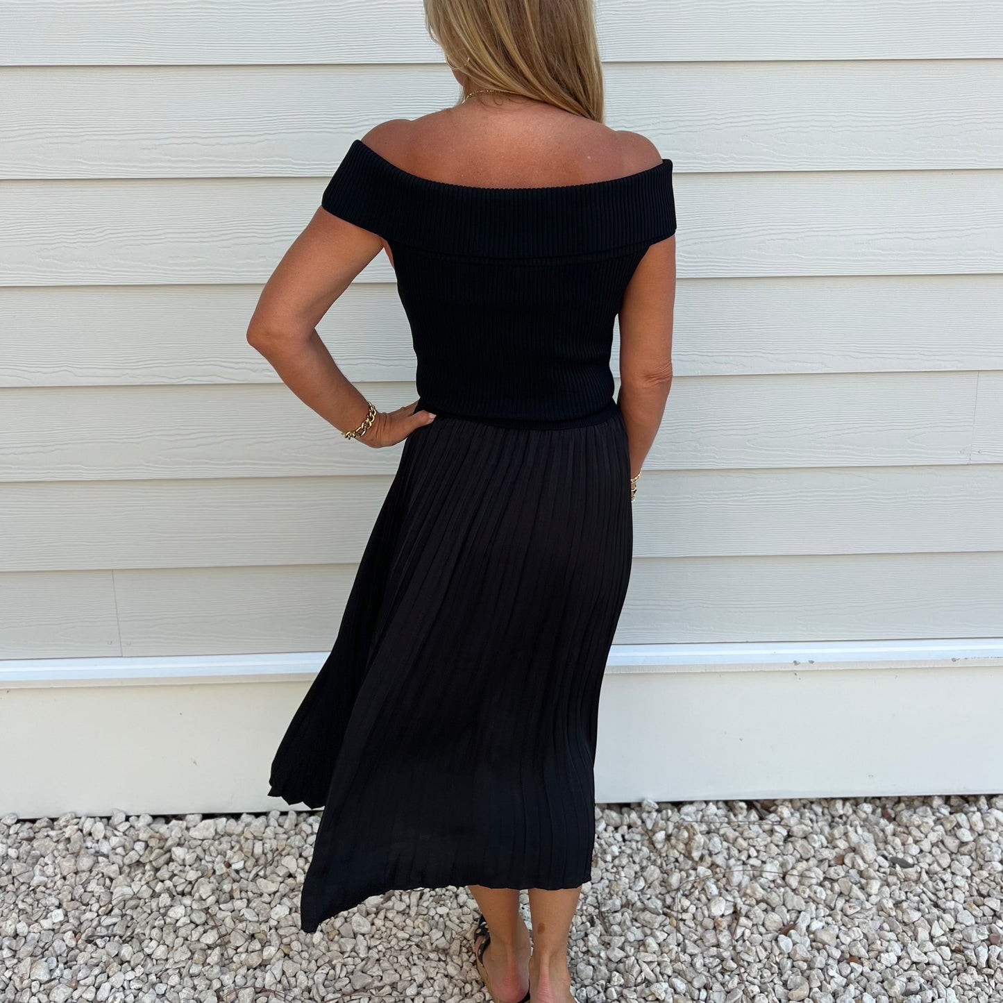 Ivanna Off Shoulder Midi Dress| Black