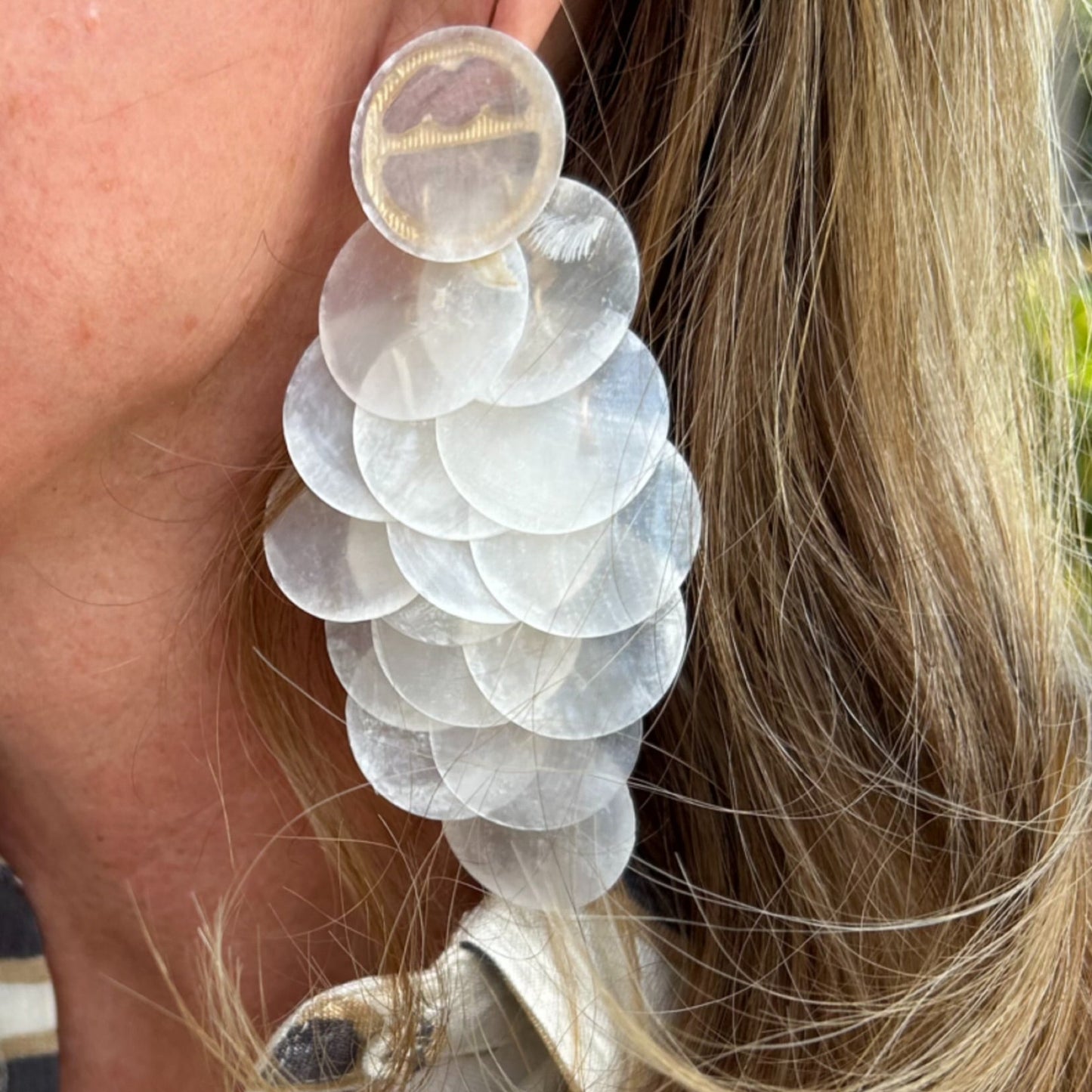 Round Dangle Earrings | Frosted White