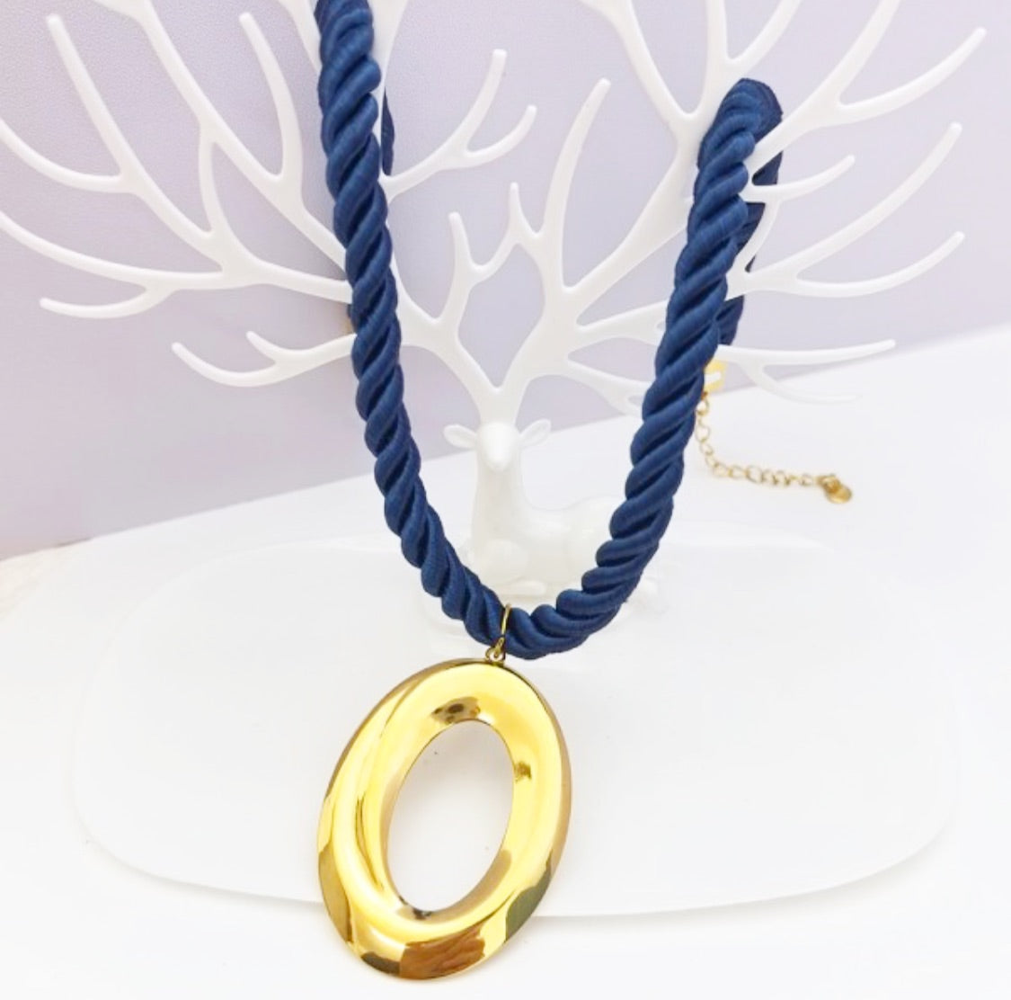Pendant Rope Necklace | Navy Blue