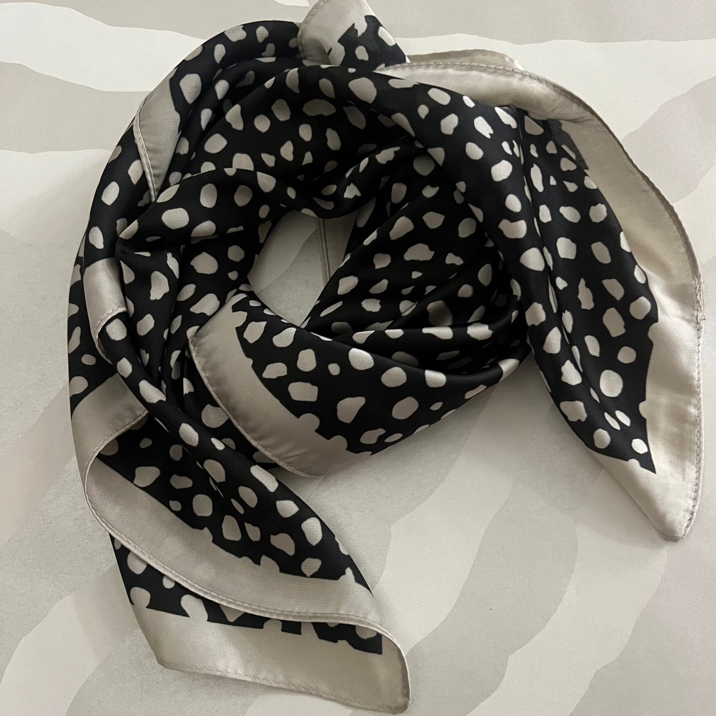 Bandana Scarf | Ivory Border Trim Leopard Print