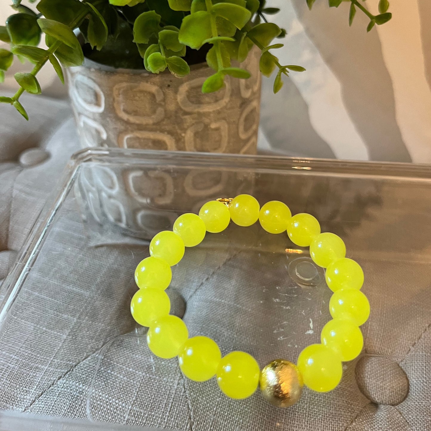 Zenzii Large Glass Bead Bracelet | Lemon Lime