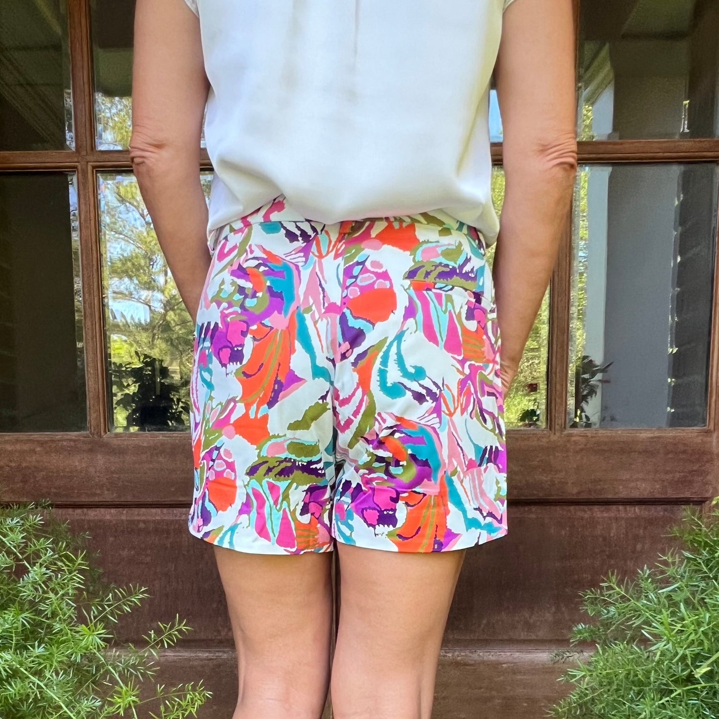 Jade Side Round Short | Multi Print